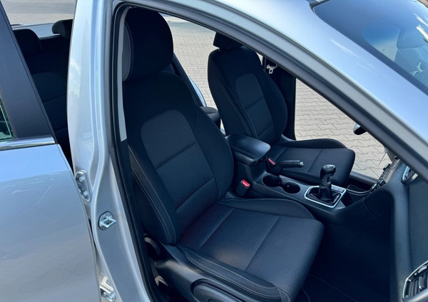 Kia Sportage cena 79900 przebieg: 88000, rok produkcji 2019 z Tłuszcz małe 781
